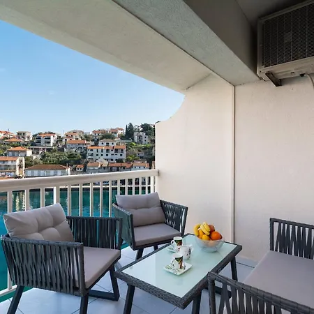 Antonio Apartment
